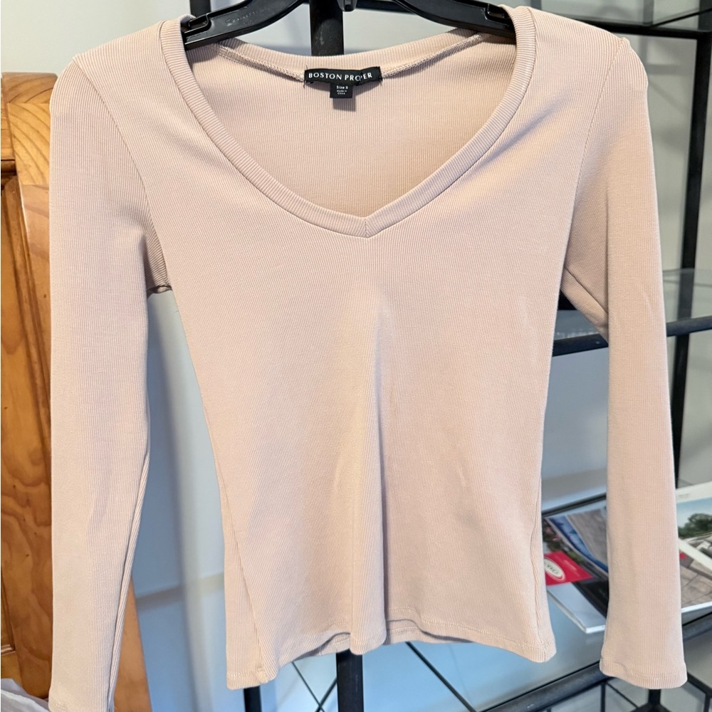 Boston Proper V-Neck Long Sleeve Top - Tan
